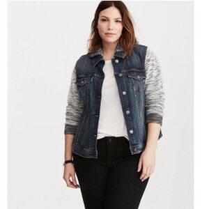 Torrid Denim Jacket with Gray terry Sleeves size 3X